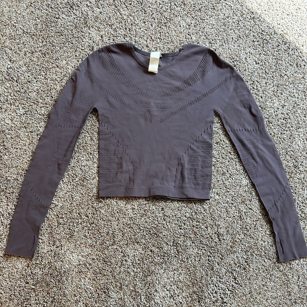Fabletics Women's Gray Long Sleeve Top